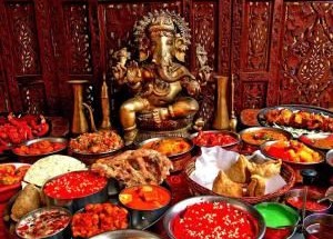 Традиционные стол Индии