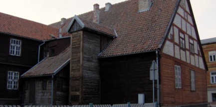 Драгоценный камень Лиепая