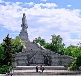 Памятник Алеше