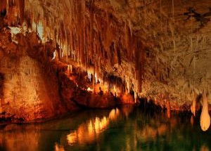 Кристаллическая Пещера