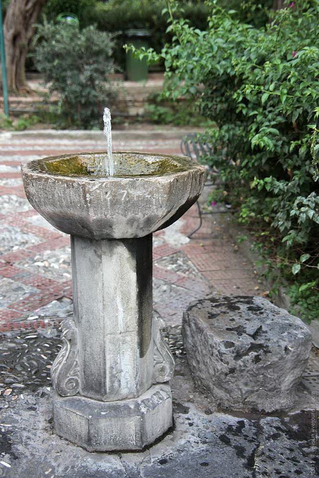 Питьевой фонтанчик