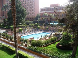 Бассейн Cairo Marriott Hotel